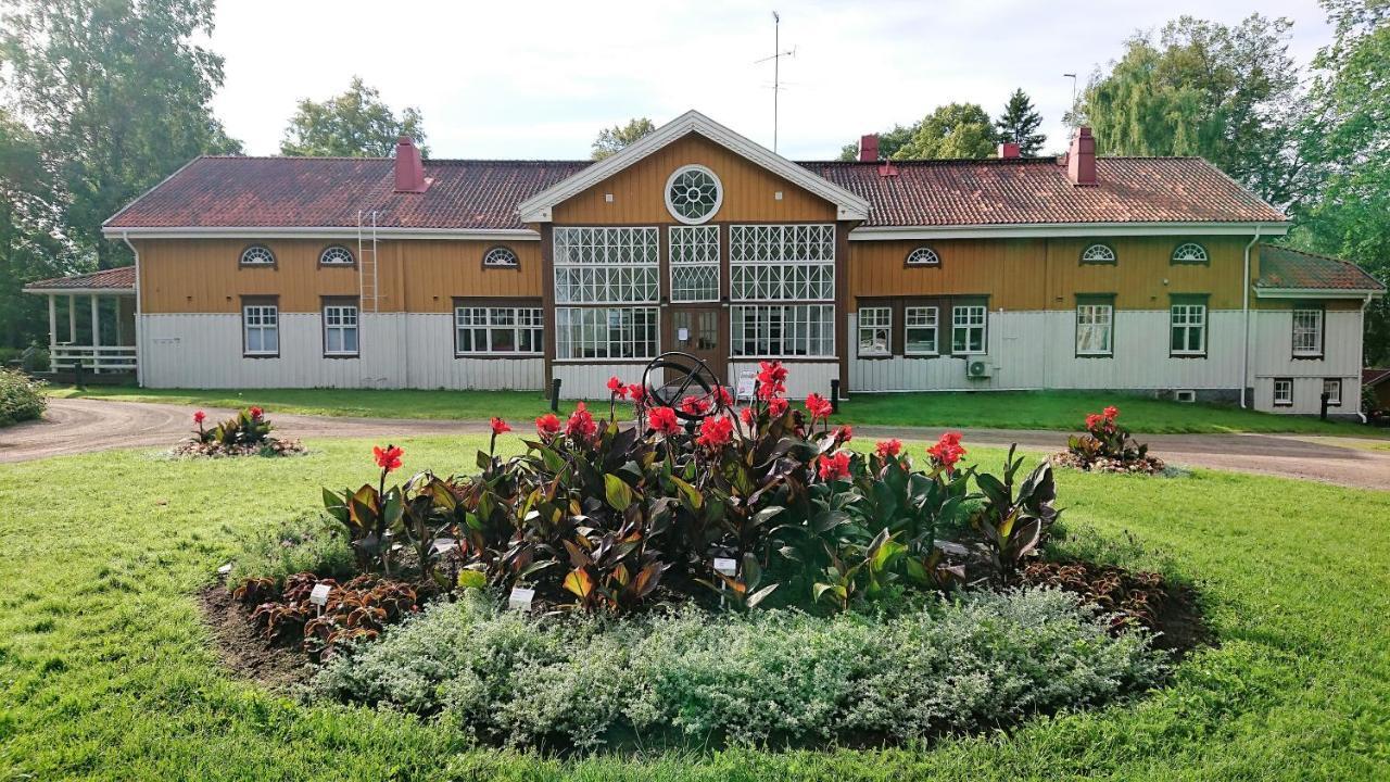 Lepaan Kartanon Toimela Aparthotel Ngoại thất bức ảnh